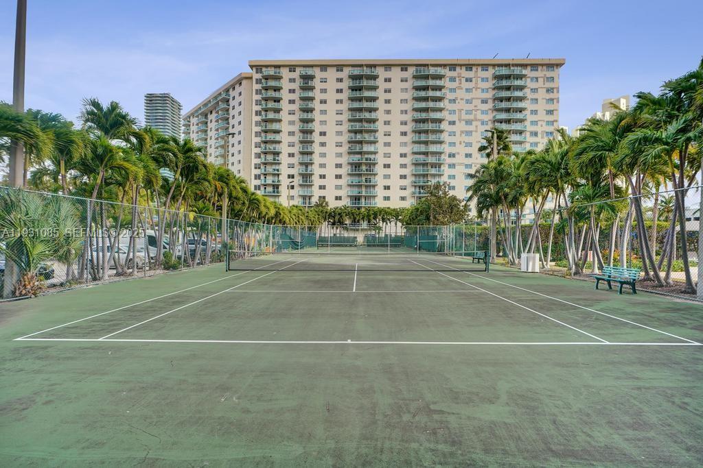 OCEANVIEW BUILDING B COND - Residential