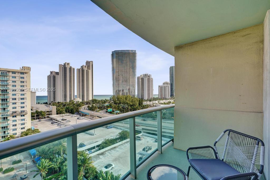 OCEANVIEW BUILDING B COND - Residential