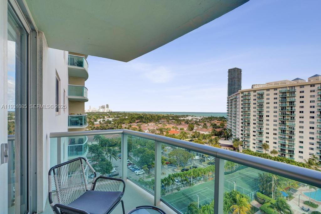 OCEANVIEW BUILDING B COND - Residential