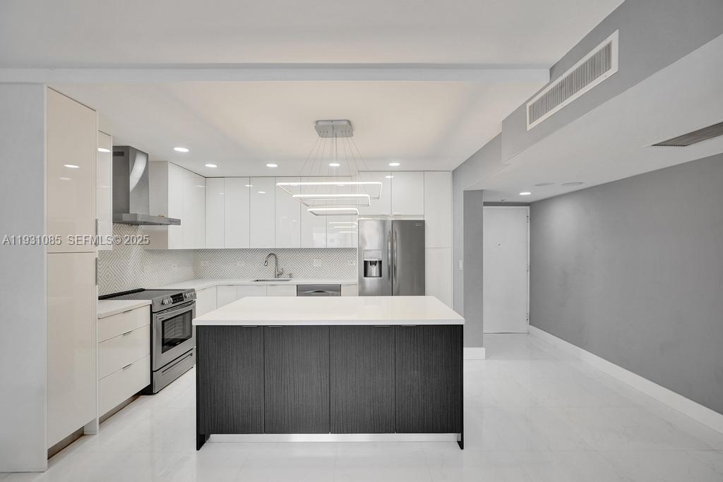 OCEANVIEW BUILDING B COND - Residential