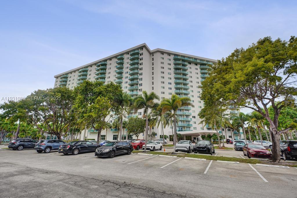 OCEANVIEW BUILDING B COND - Residential