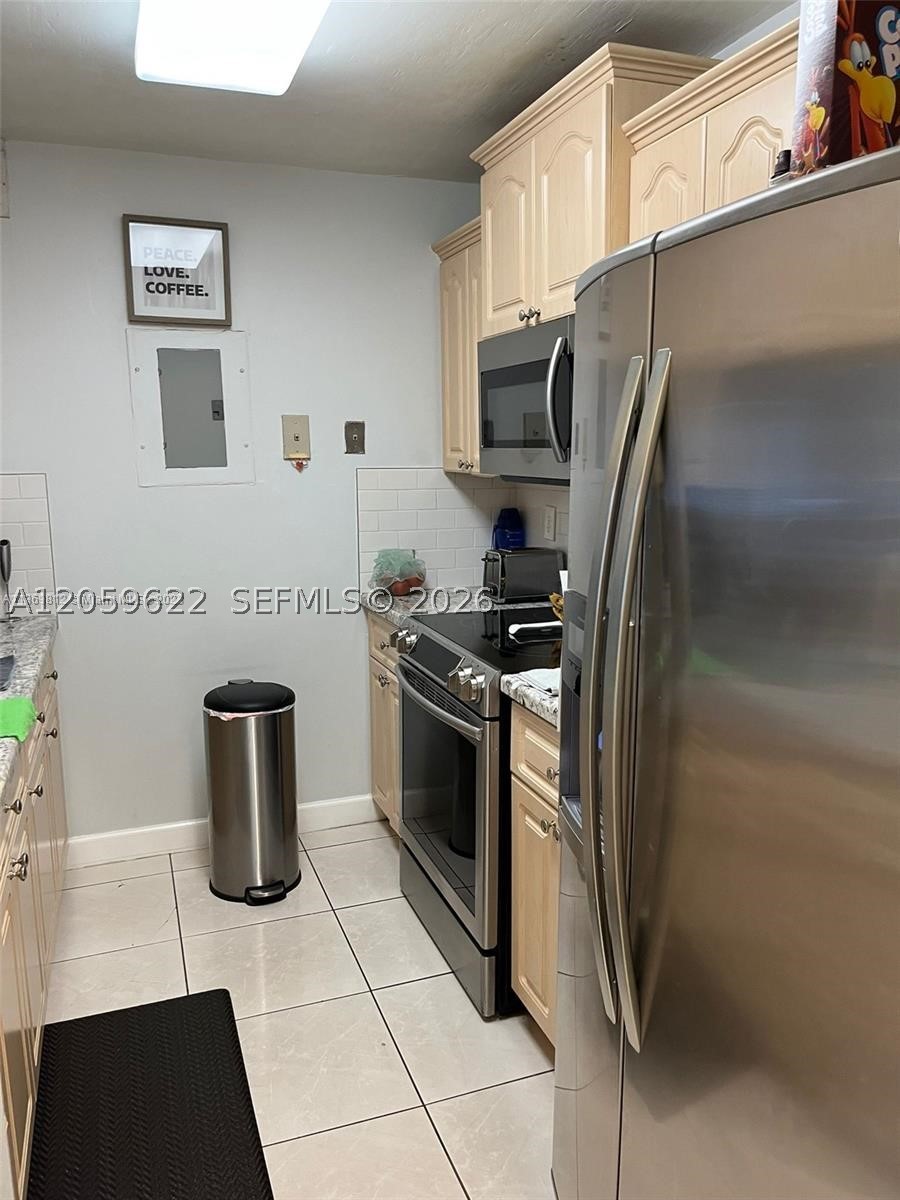 LAS BRISAS VILLAGE CONDO - Residential