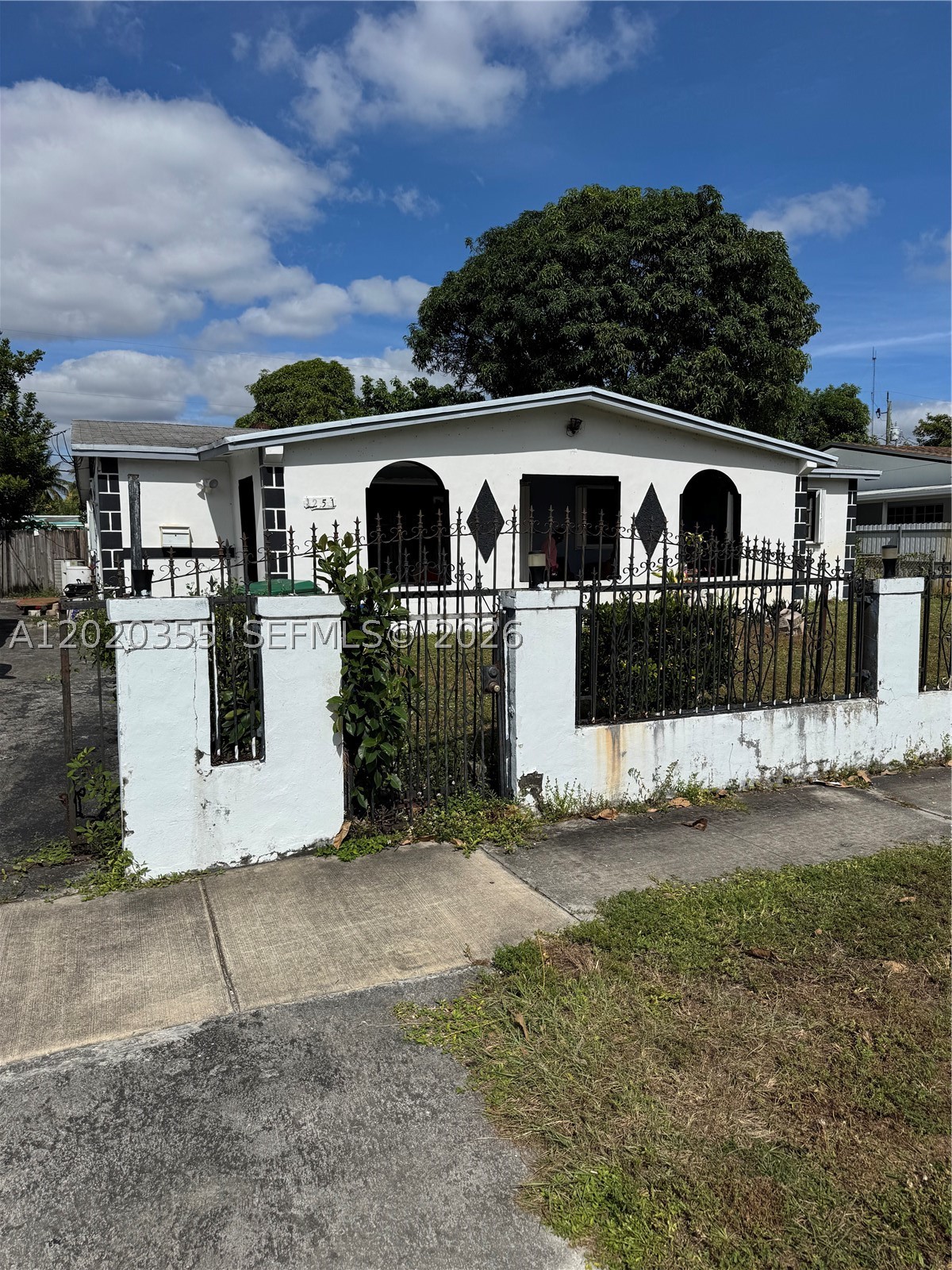 Prime value-add opportunity on a 7,875 SF lot in the established Valencia Acres/Norwood neighborhood. Ideal for investors or end users looking to renovate, expand, or hold for long-term appreciation.
Minutes from Hard Rock Stadium, the Miami Grand Prix, major concerts, Calder Casino, Aventura, and key highways including I-95, the Turnpike, and SR-826.
Strong rental demand, redevelopment momentum, and continued investment make Miami Gardens one of Miami-Dade’s most compelling growth markets.