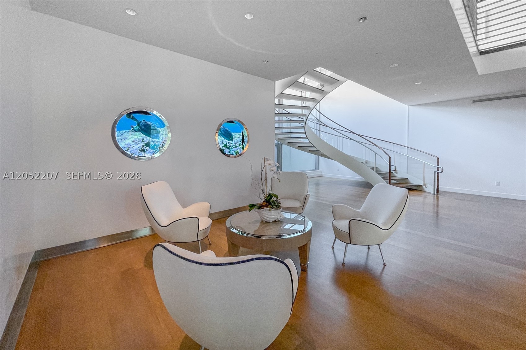 GROVENOR HOUSE CONDO - Residential Lease