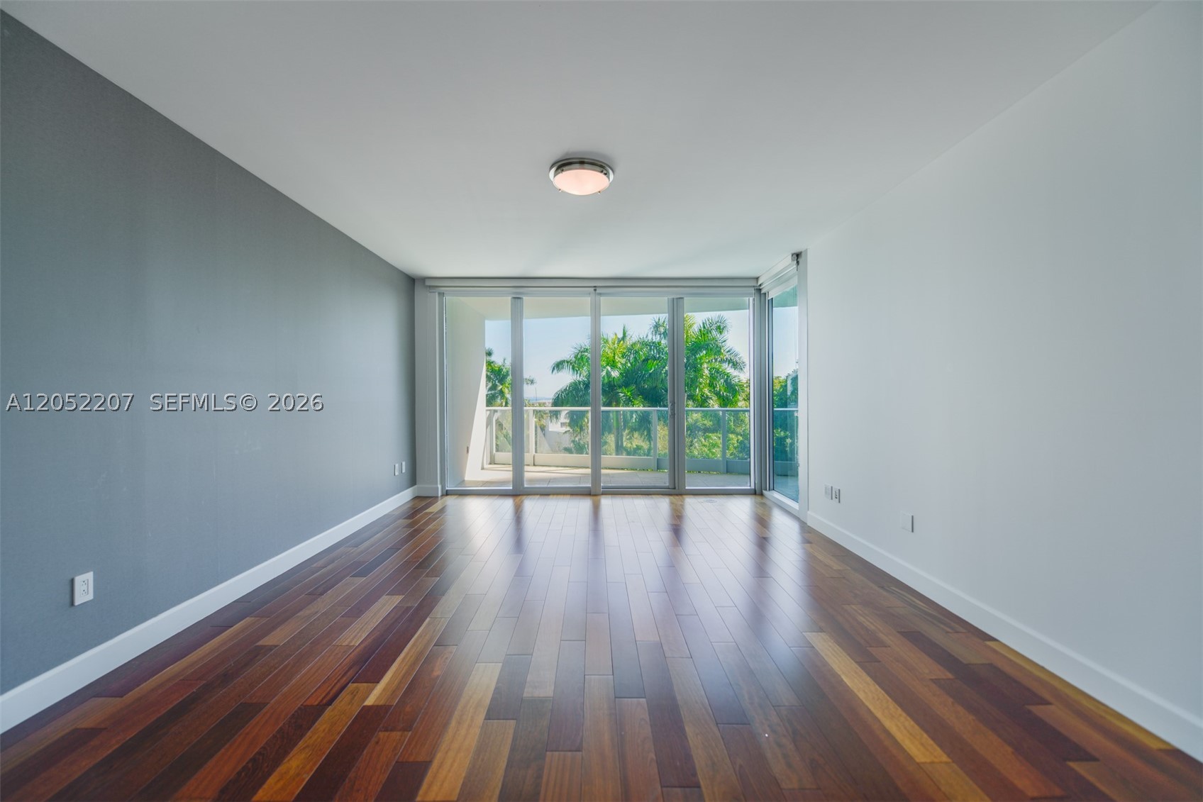 GROVENOR HOUSE CONDO - Residential Lease