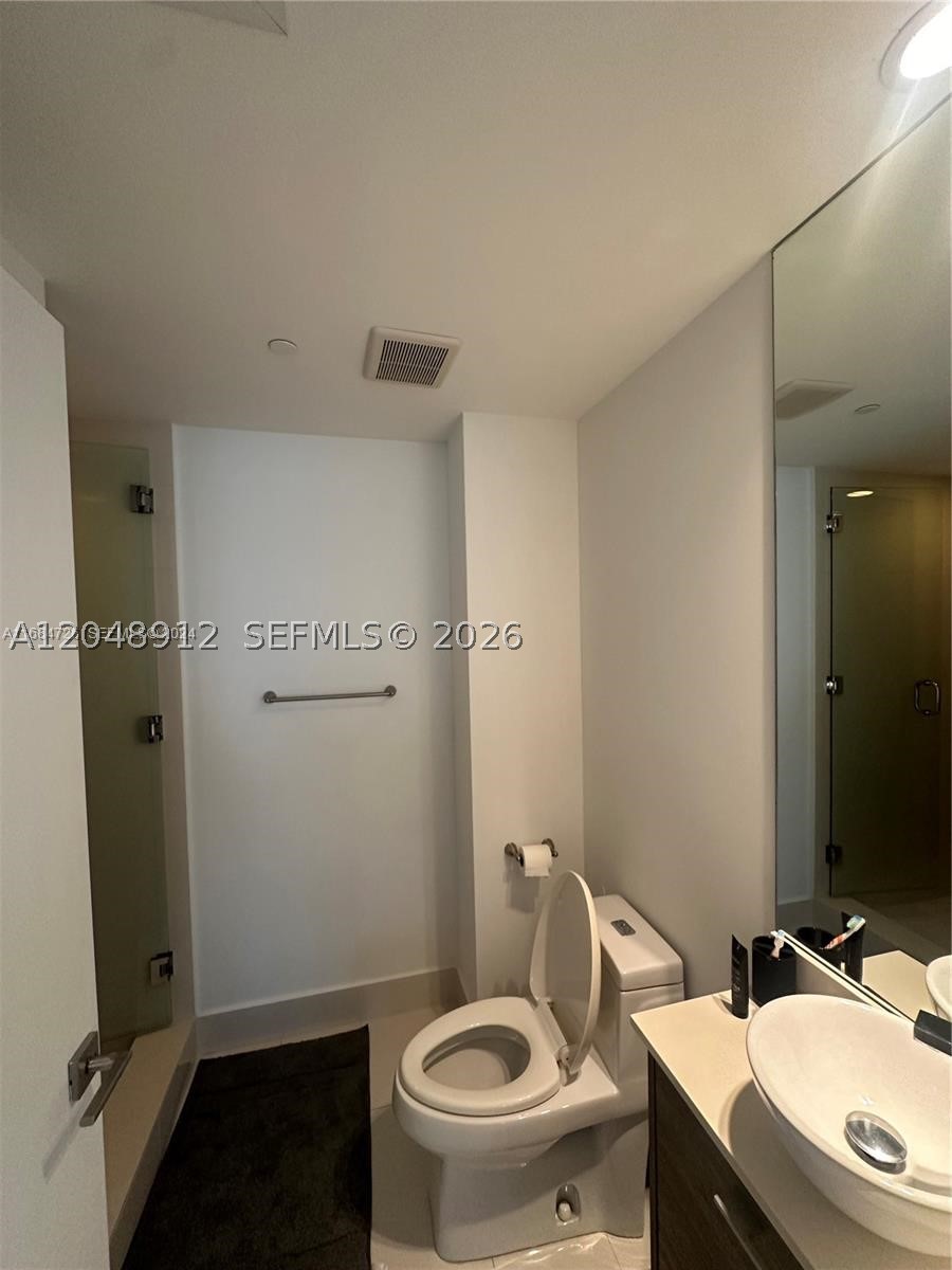 PARAISO BAY CONDO - Residential