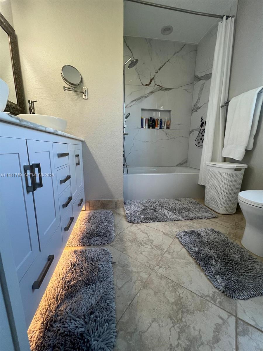 SEA OAKS CONDO - Residential