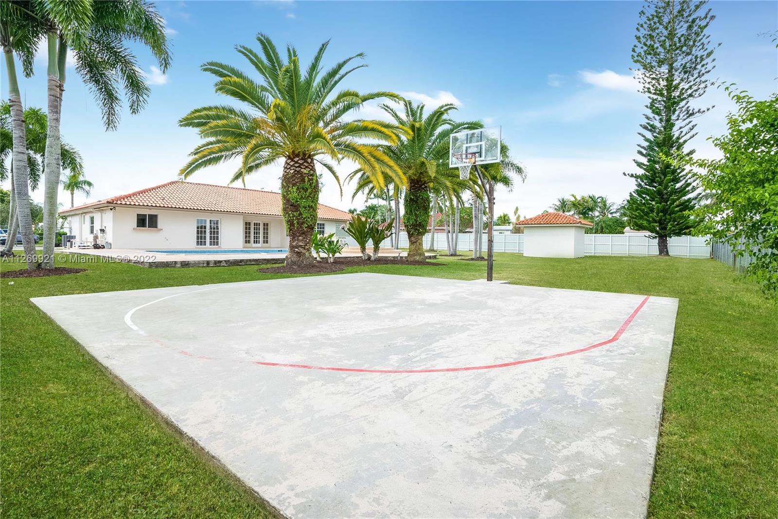 REDLANDS BEST 1ST ADDN - Residential