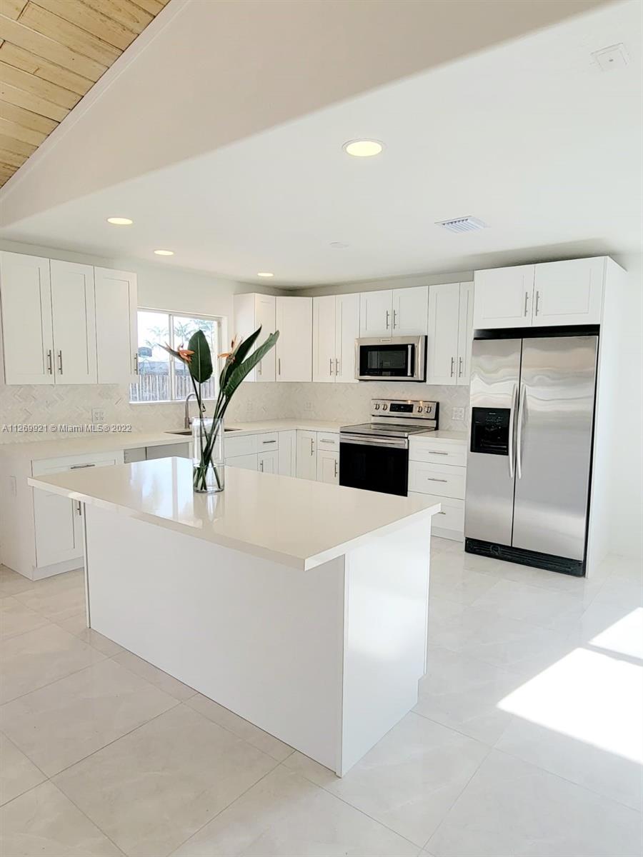 REDLANDS BEST 1ST ADDN - Residential