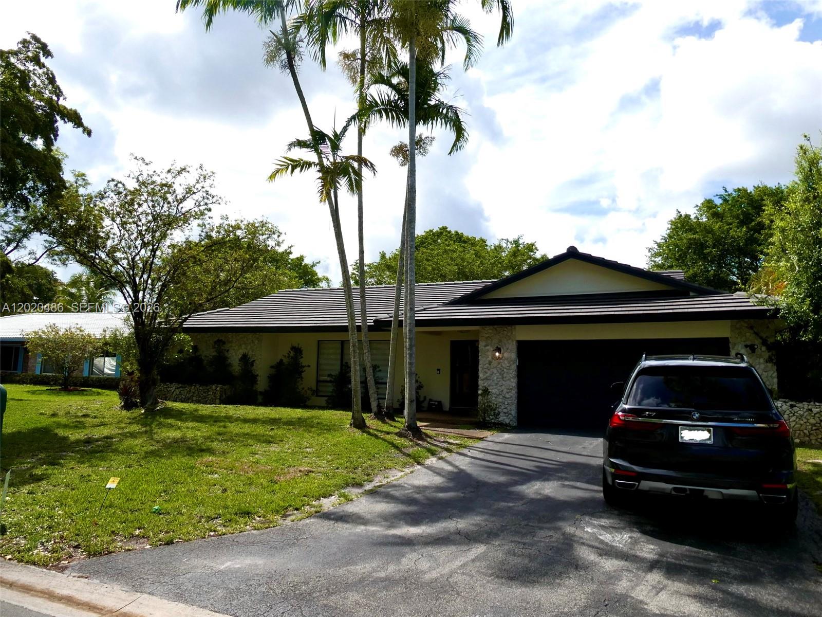 MAPLEWOOD - Residential
