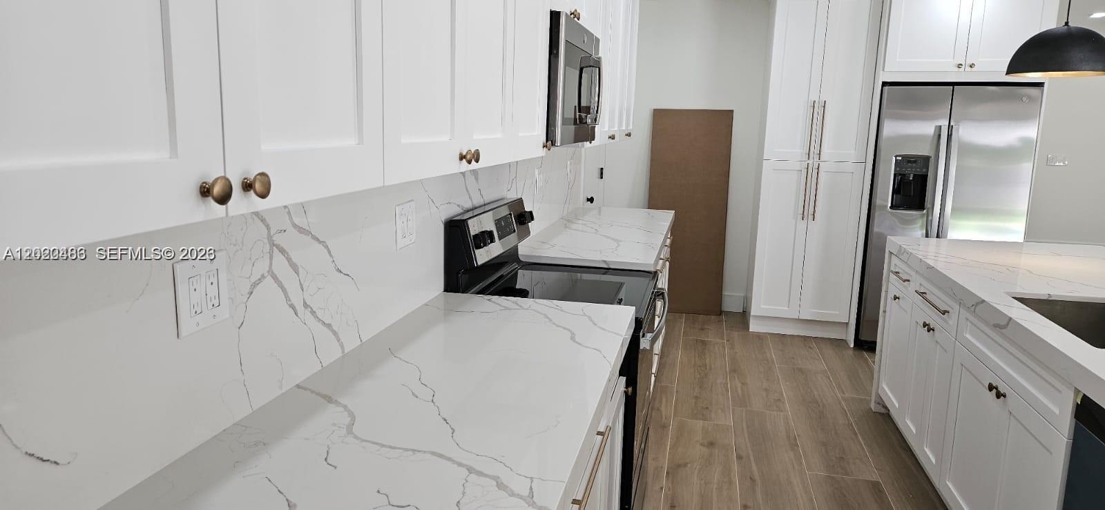 MAPLEWOOD - Residential