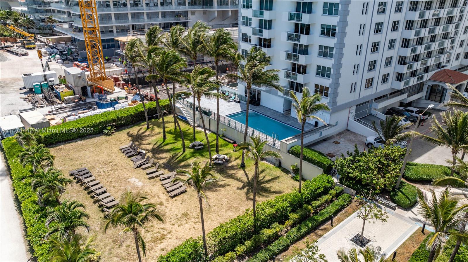CARLISLE ON THE OCEAN CON - Residential