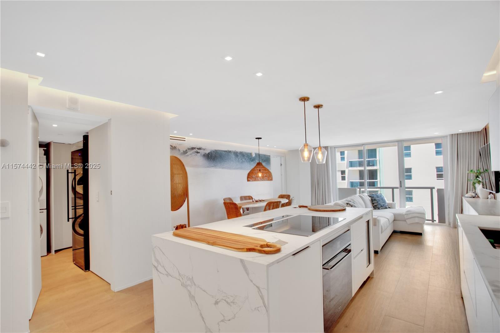 CARLISLE ON THE OCEAN CON - Residential