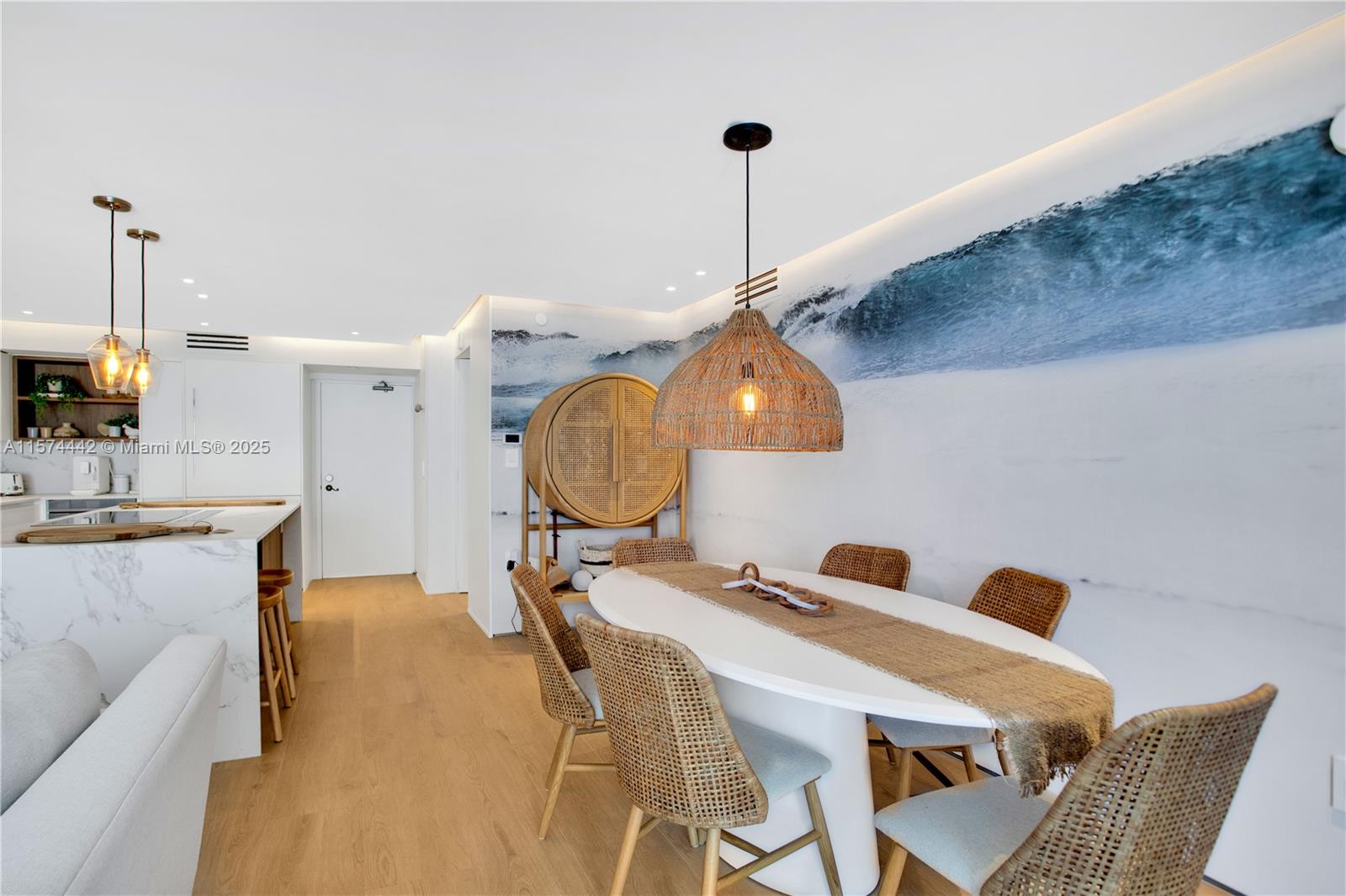 CARLISLE ON THE OCEAN CON - Residential