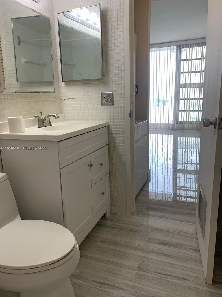 HOME TOWER CONDO - Residential