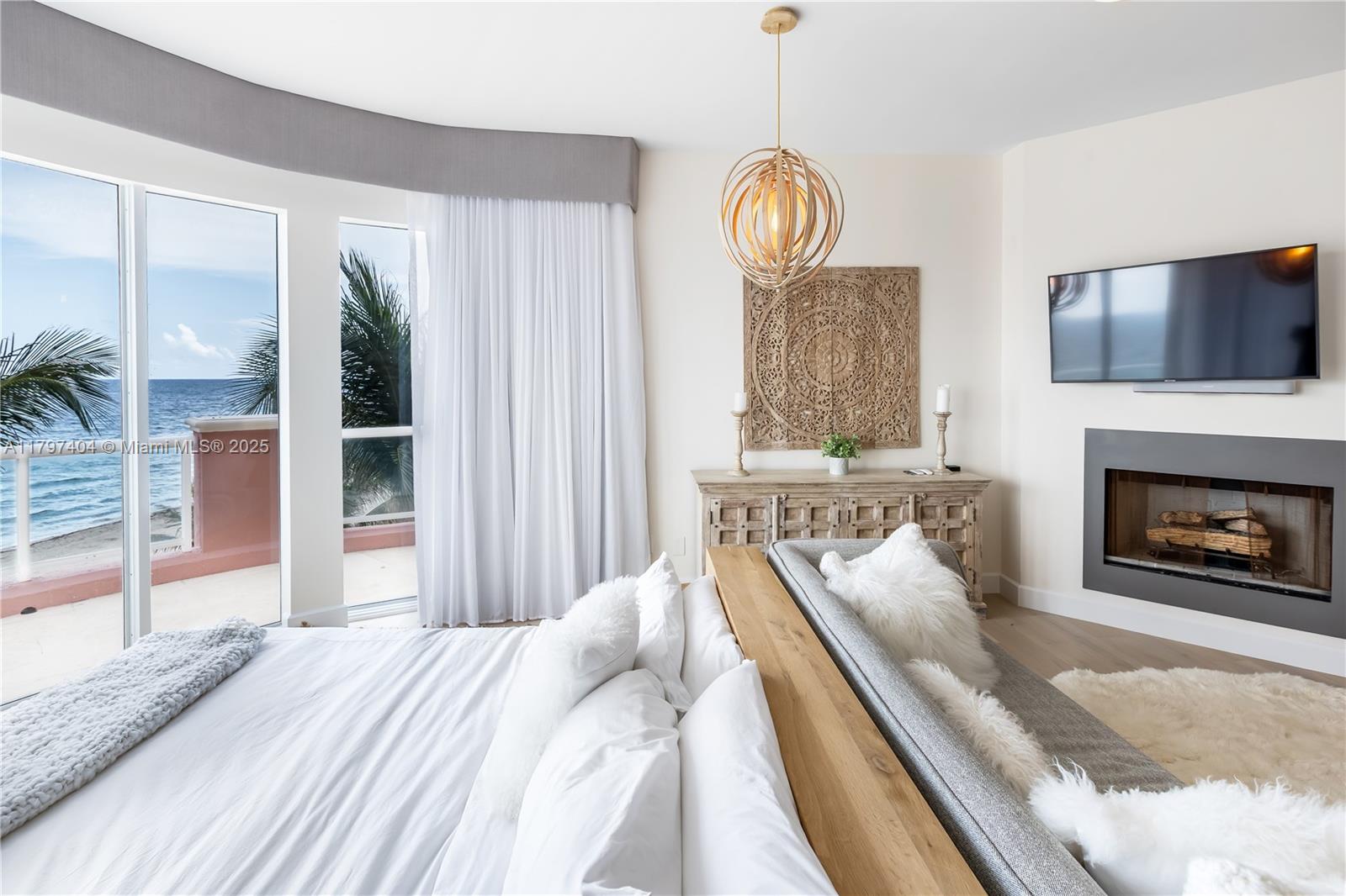 PALMS-TOWNHOUSES CONDO - Residential
