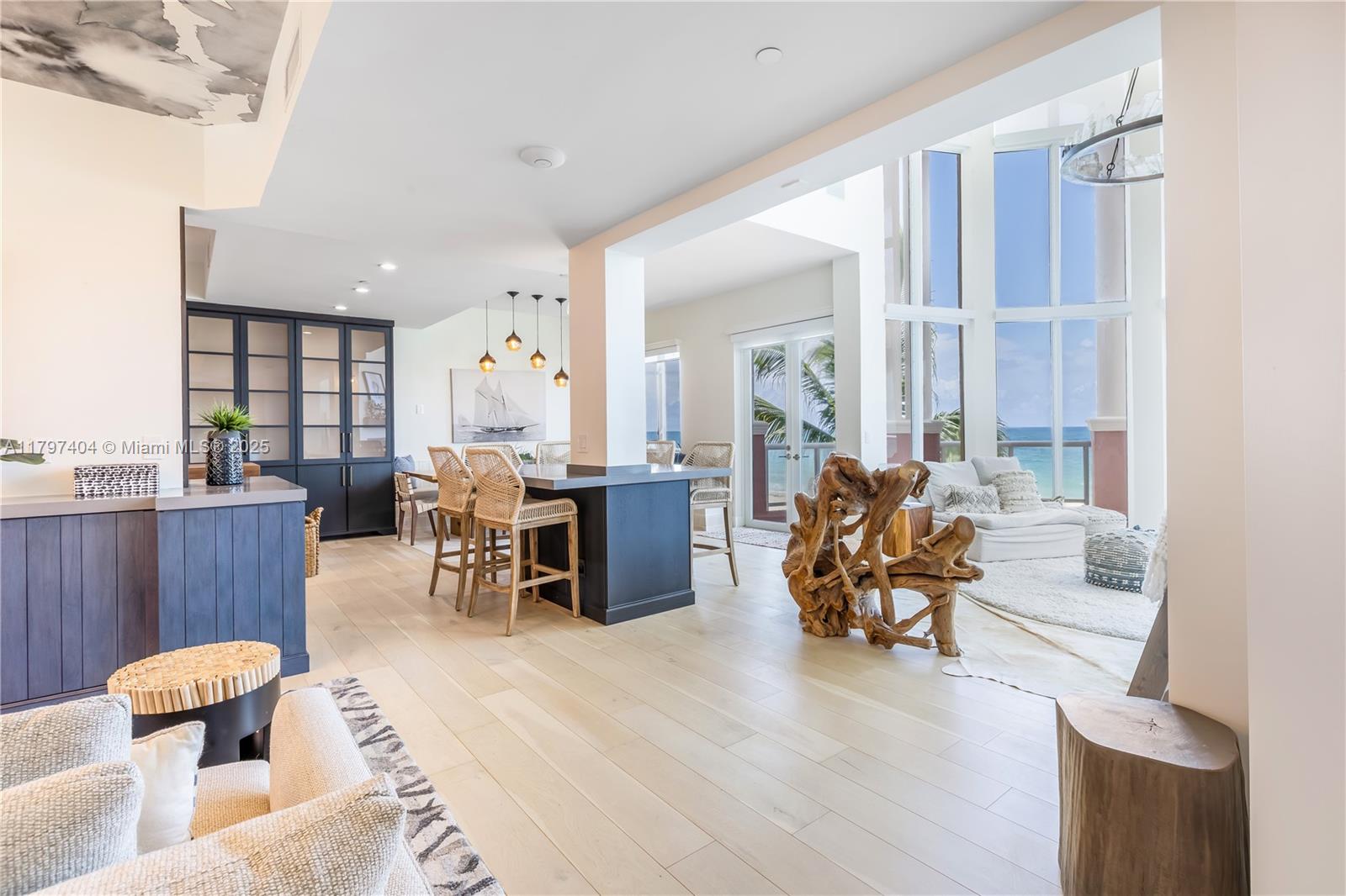 PALMS-TOWNHOUSES CONDO - Residential