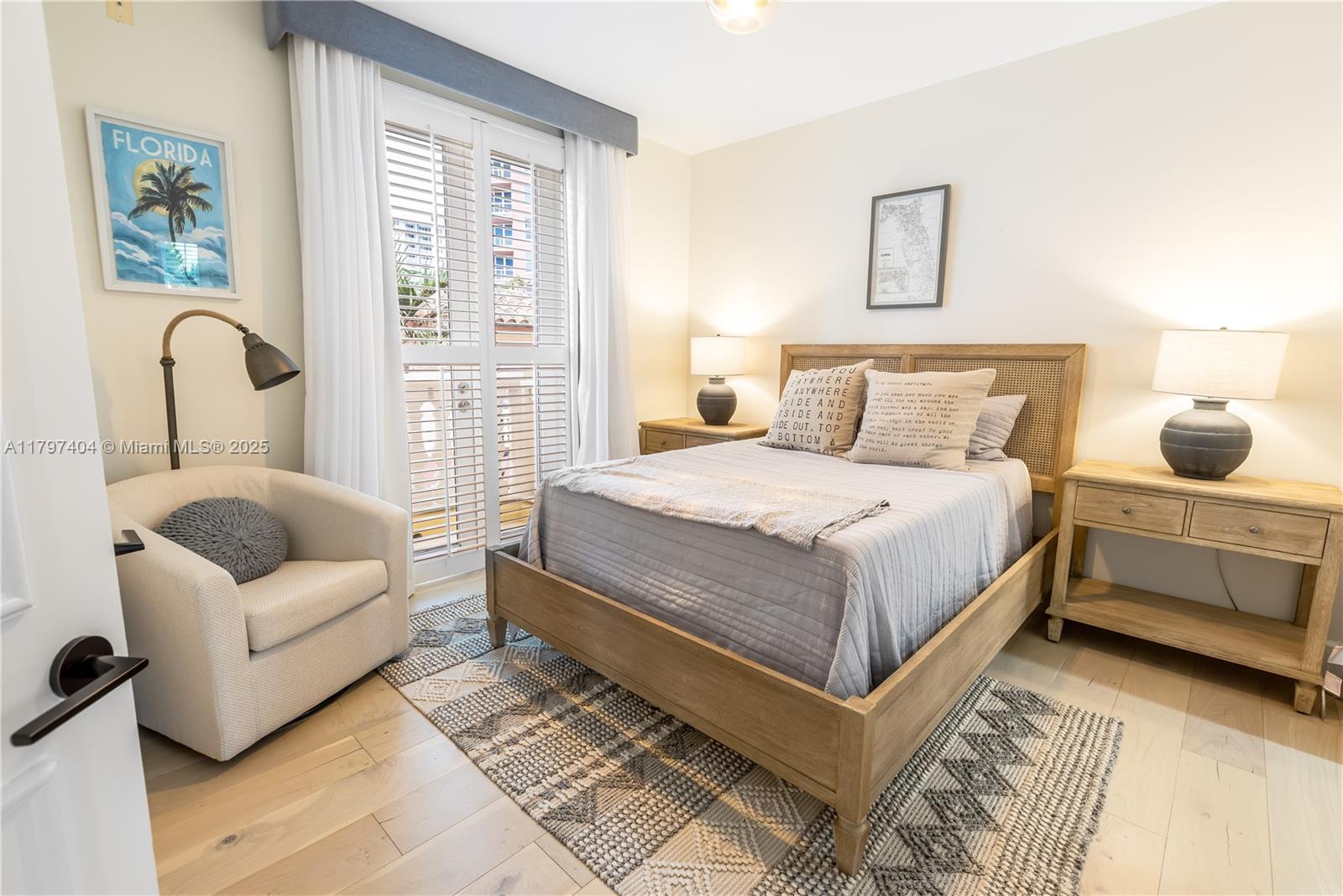 PALMS-TOWNHOUSES CONDO - Residential