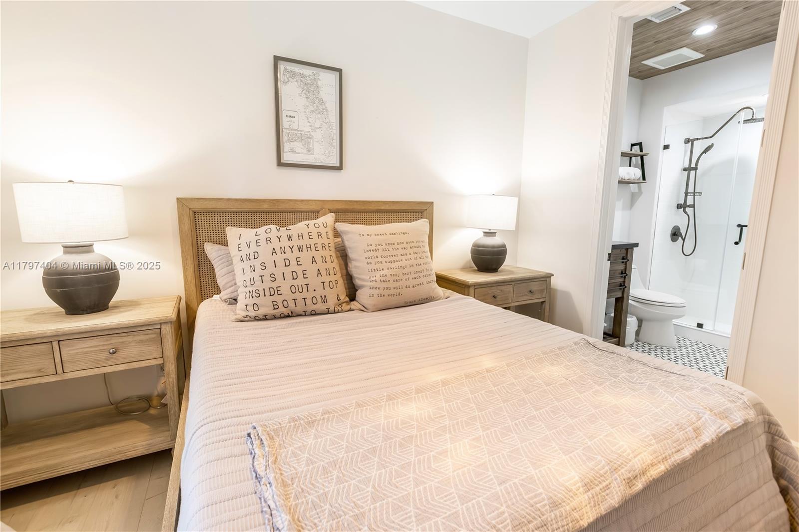 PALMS-TOWNHOUSES CONDO - Residential