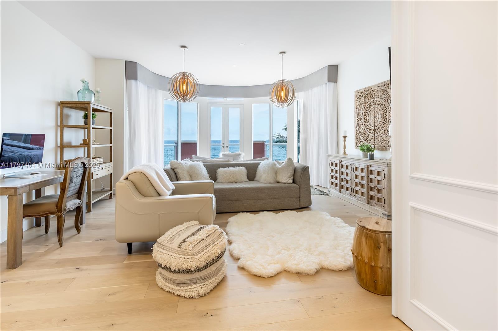 PALMS-TOWNHOUSES CONDO - Residential