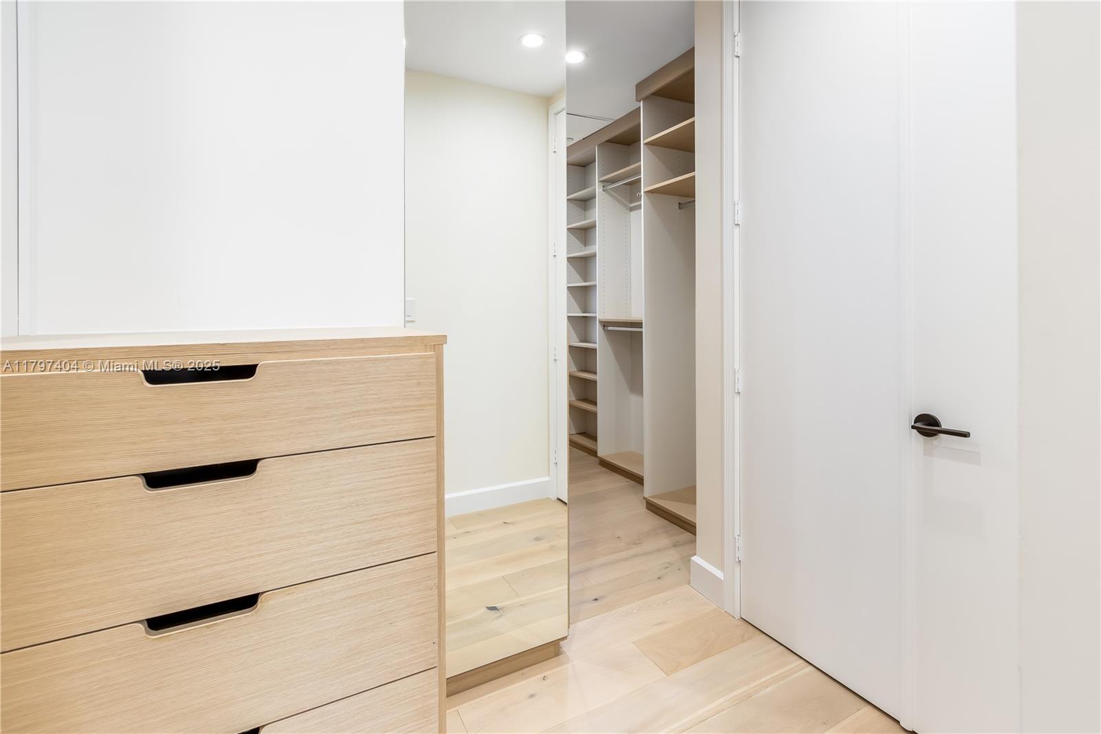 PALMS-TOWNHOUSES CONDO - Residential