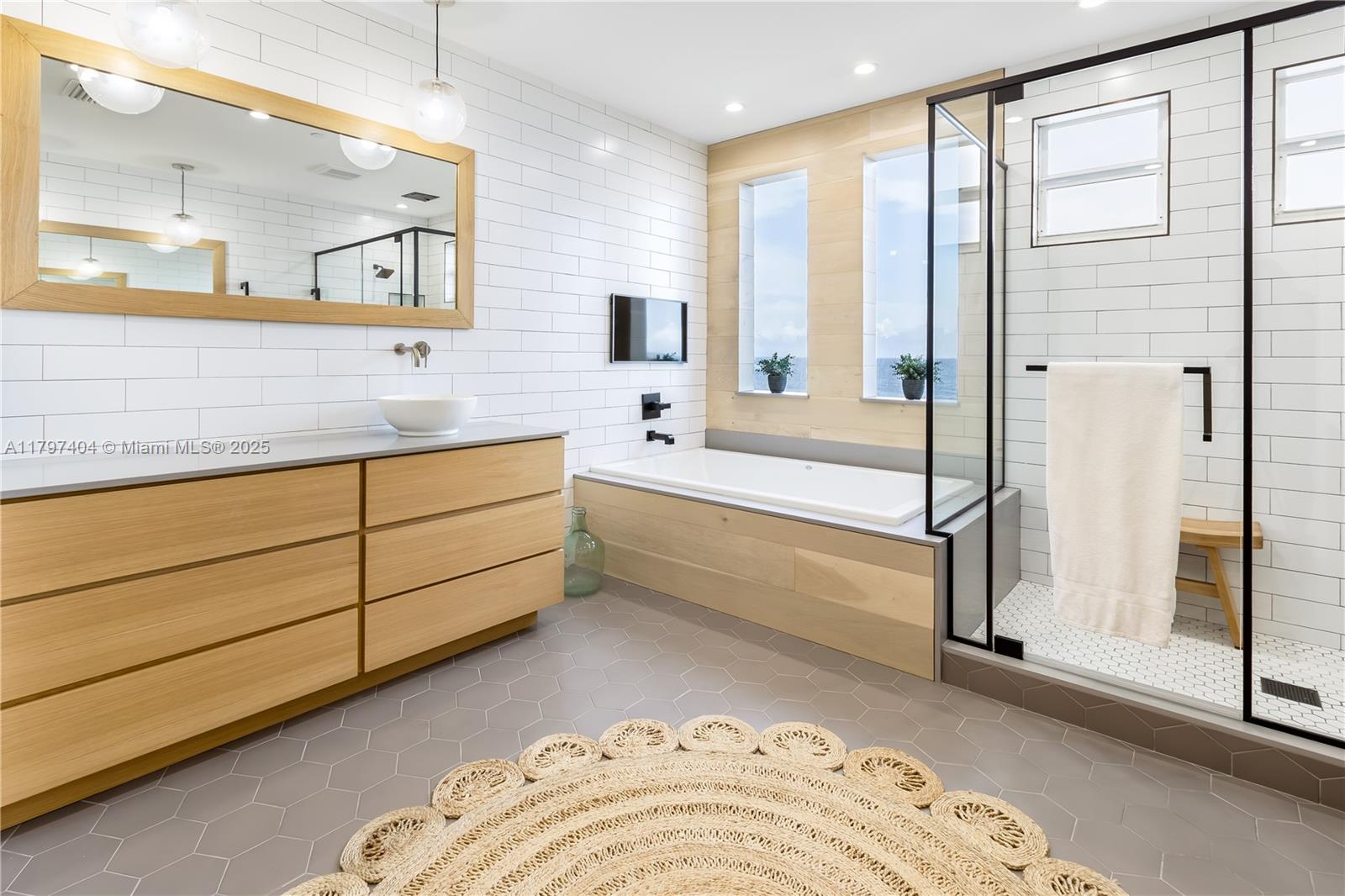 PALMS-TOWNHOUSES CONDO - Residential