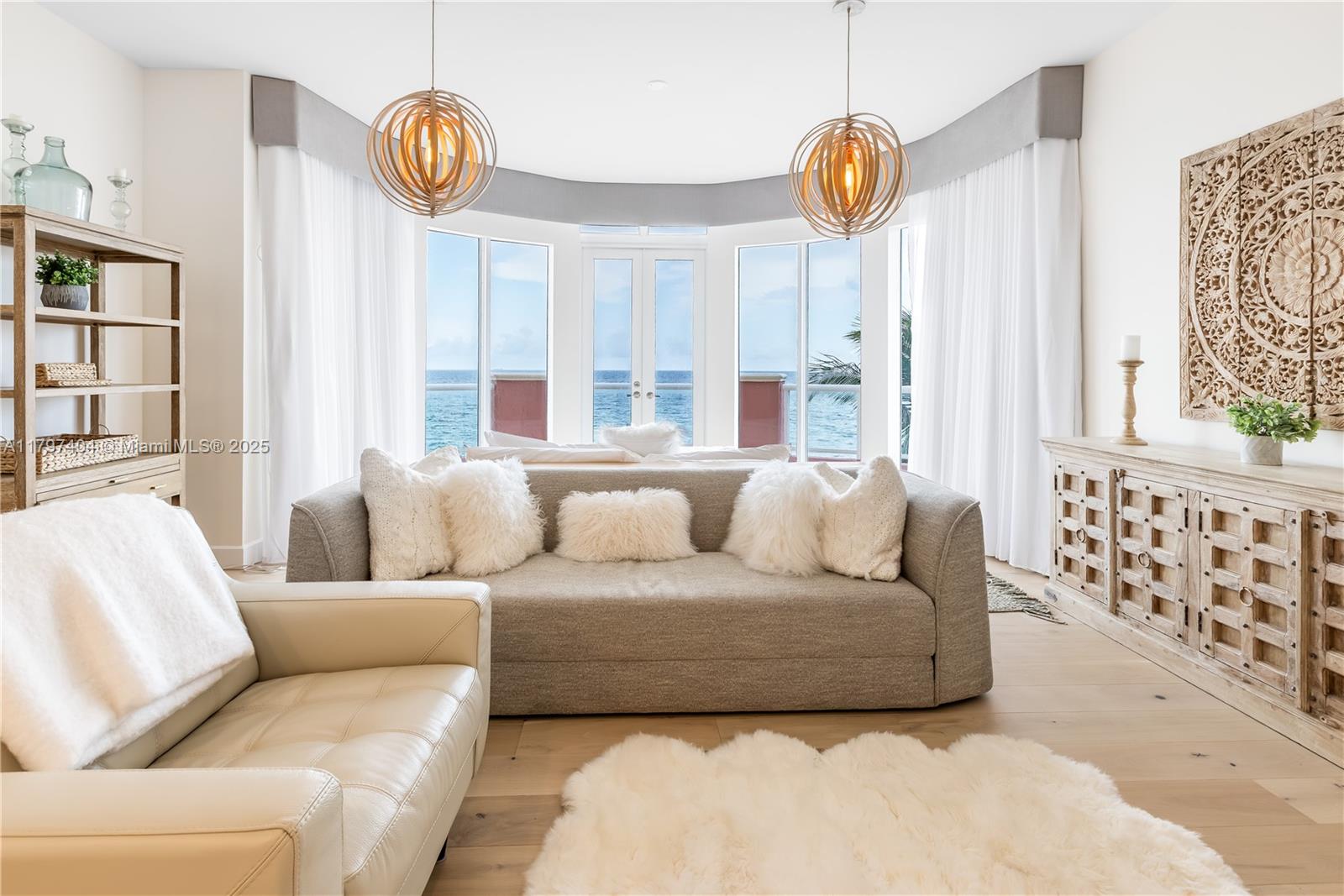 PALMS-TOWNHOUSES CONDO - Residential