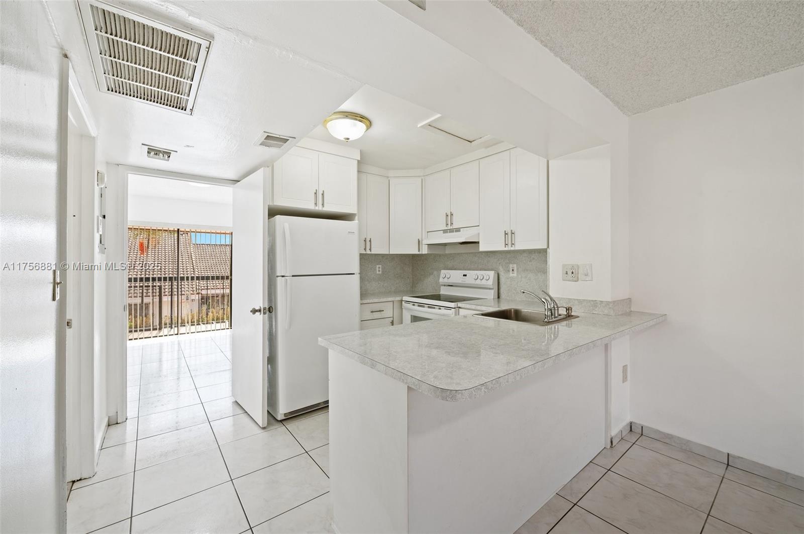 Hialeah Club Villas Condo - Residential Lease
