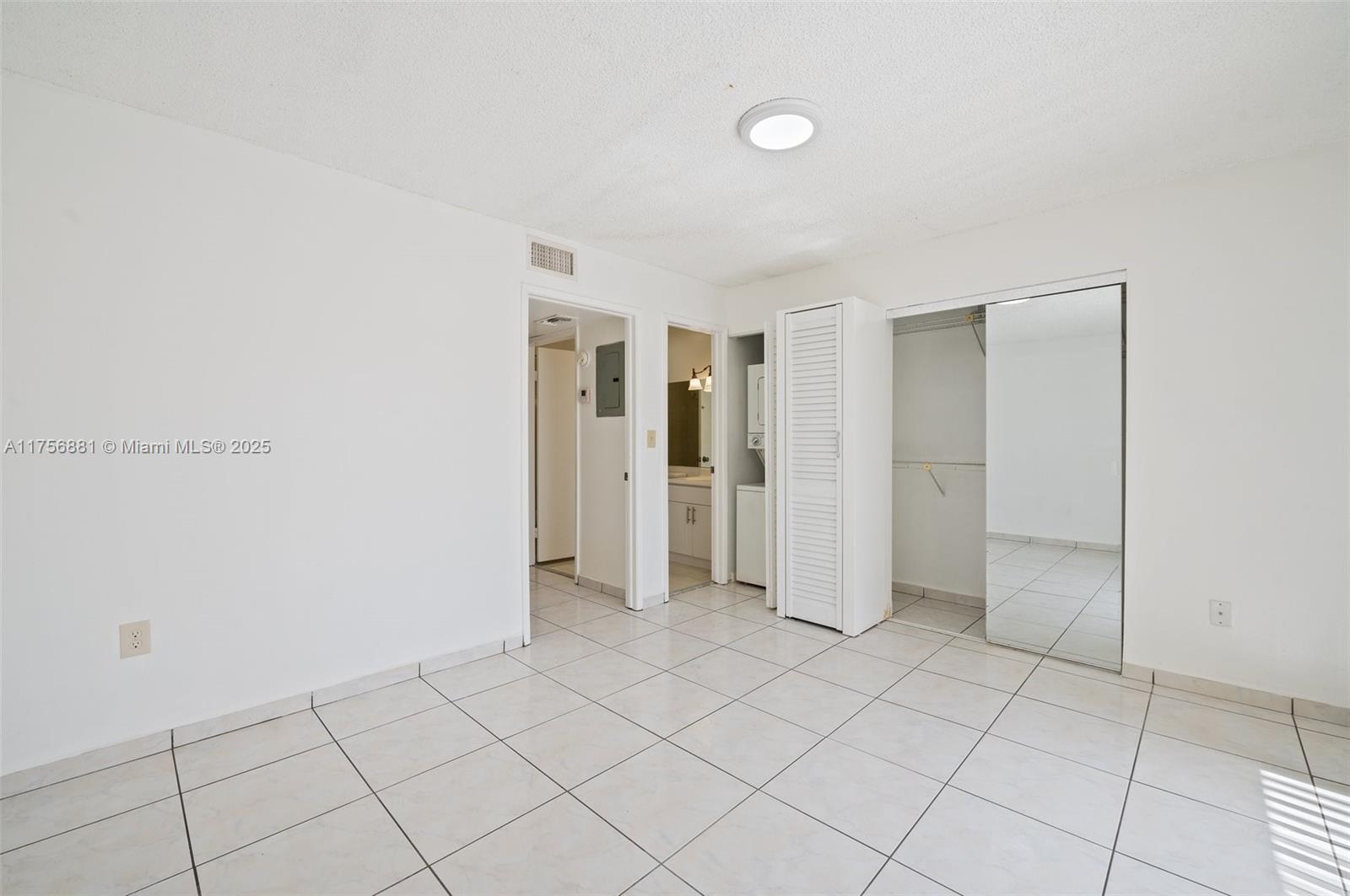 Hialeah Club Villas Condo - Residential Lease