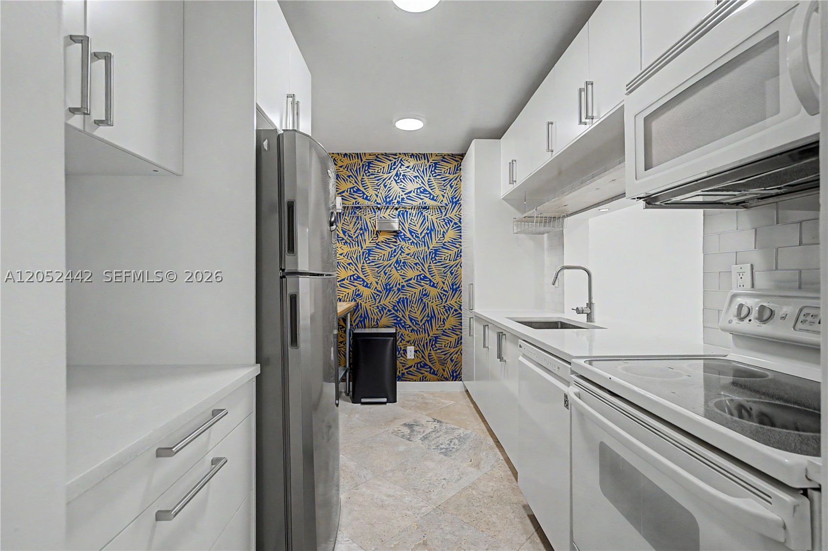 SURFSIDE PALMS CONDO - Residential