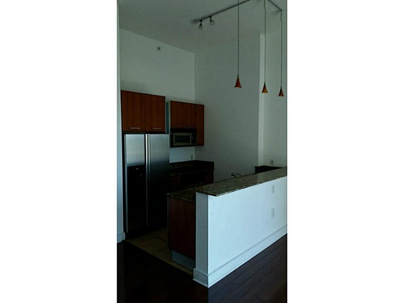 METROPOLIS I AT DADELAND - Residential Lease