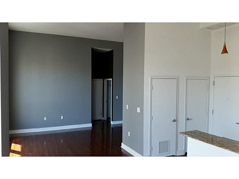 METROPOLIS I AT DADELAND - Residential Lease
