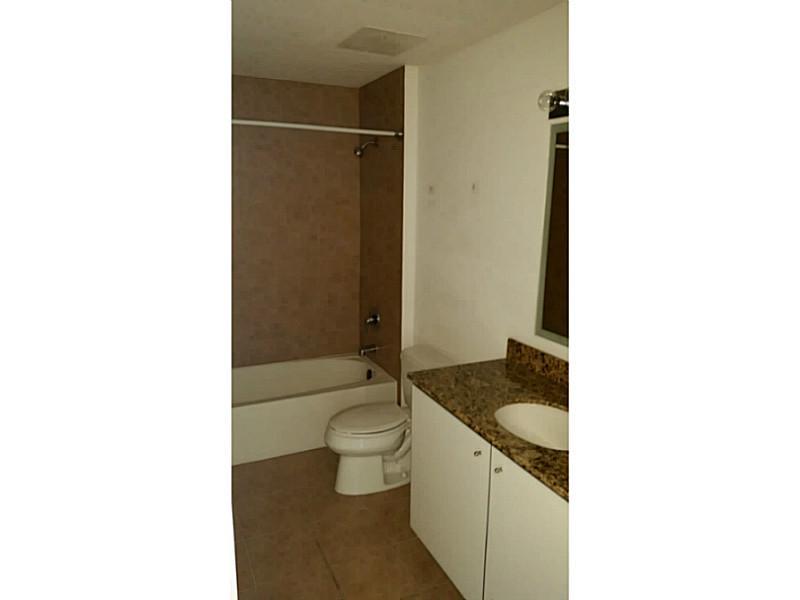 METROPOLIS I AT DADELAND - Residential Lease