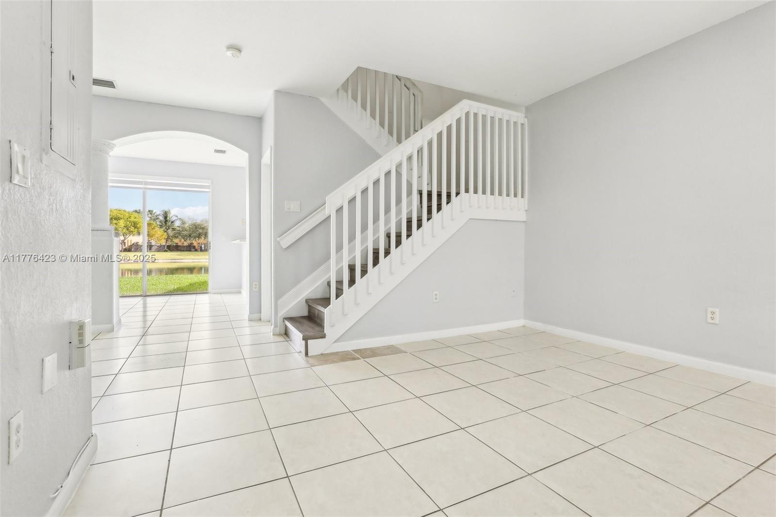 SHOMA TOWNHOMES AT KEYSCO - Residential Lease