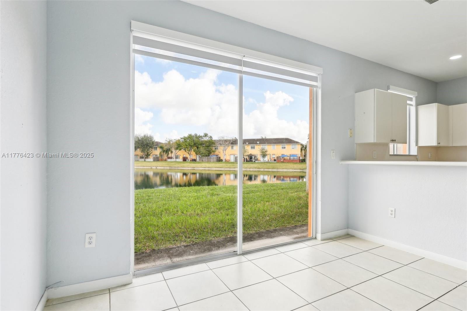 SHOMA TOWNHOMES AT KEYSCO - Residential Lease