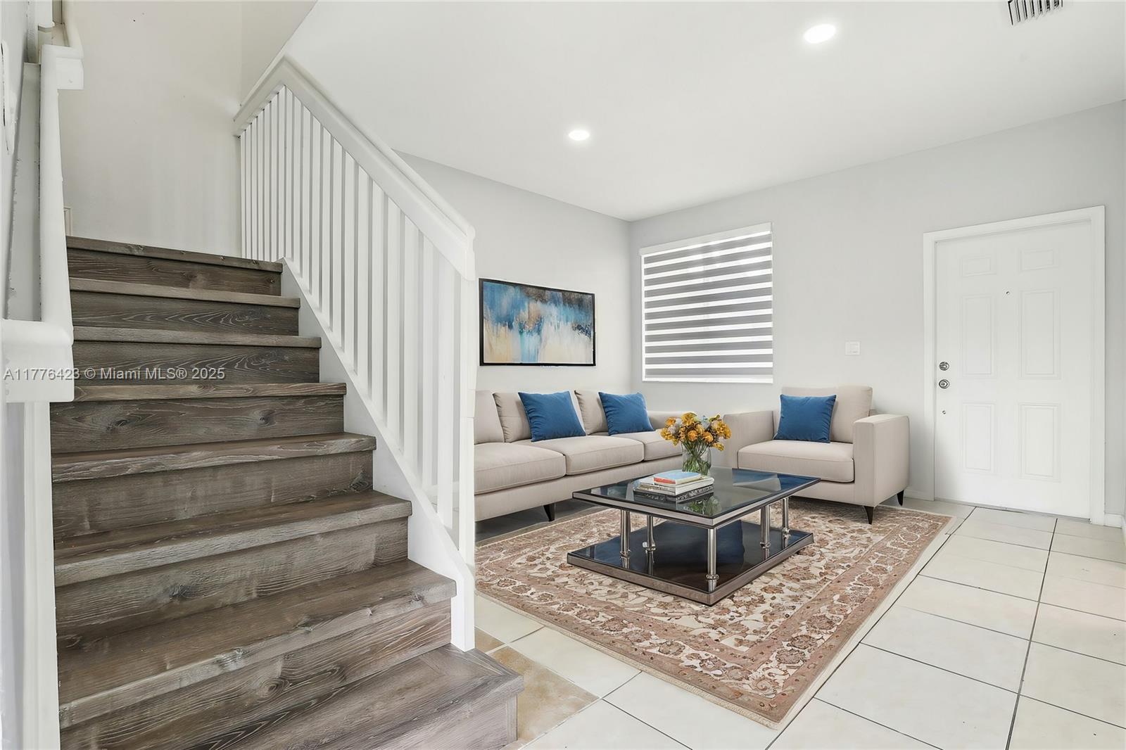 SHOMA TOWNHOMES AT KEYSCO - Residential Lease