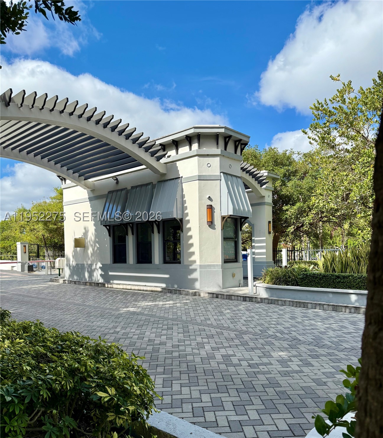 POINCIANA IS YT & RCQ CLU - Residential