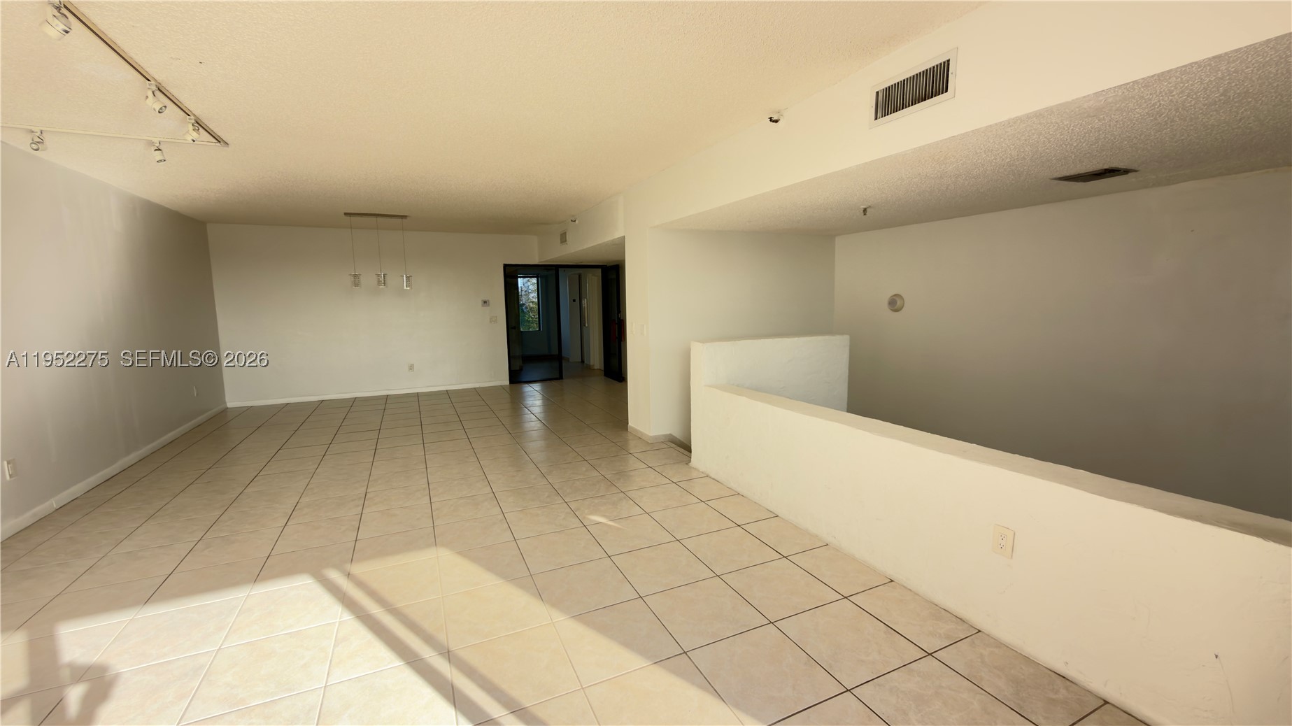 POINCIANA IS YT & RCQ CLU - Residential