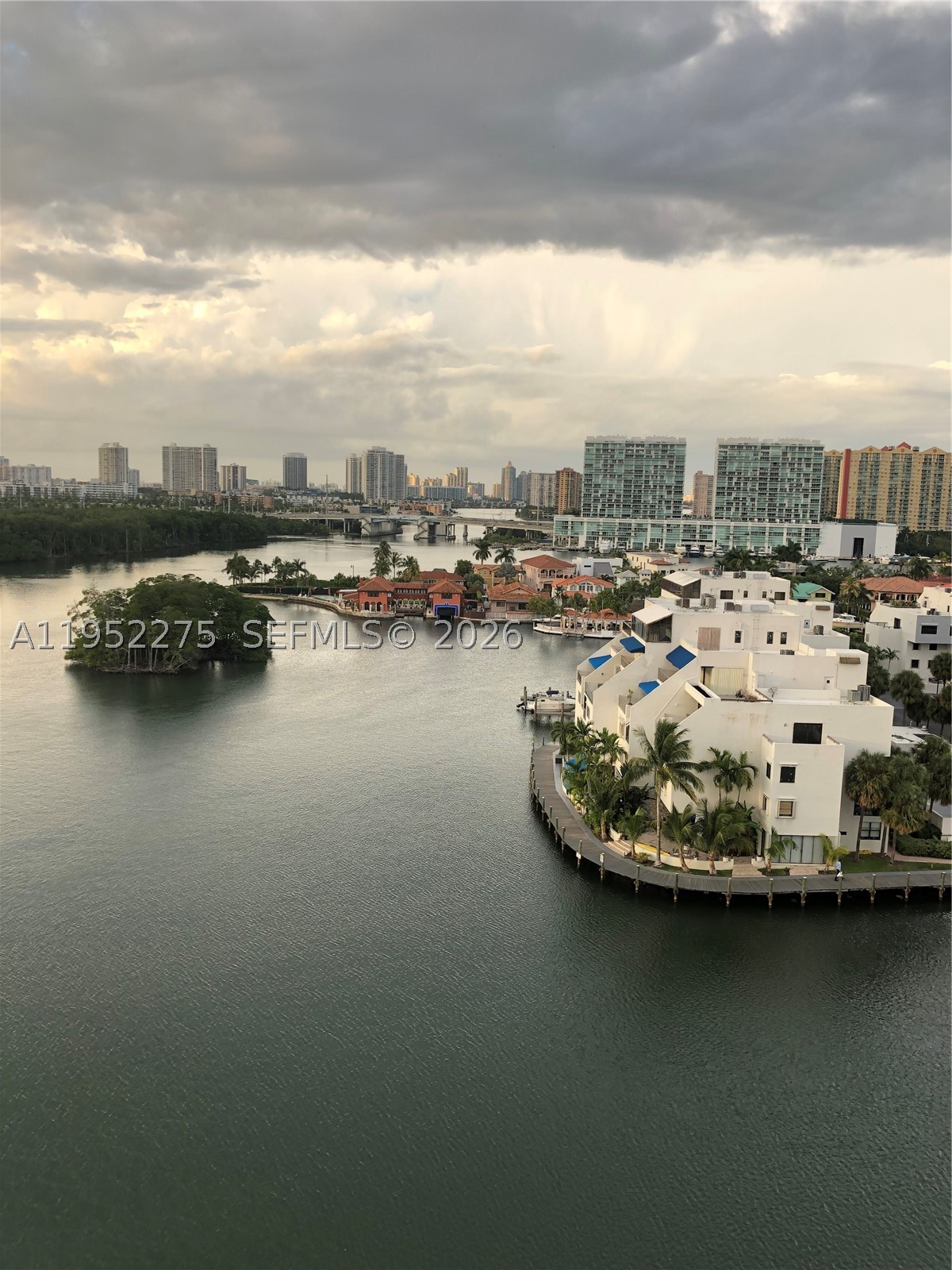 POINCIANA IS YT & RCQ CLU - Residential