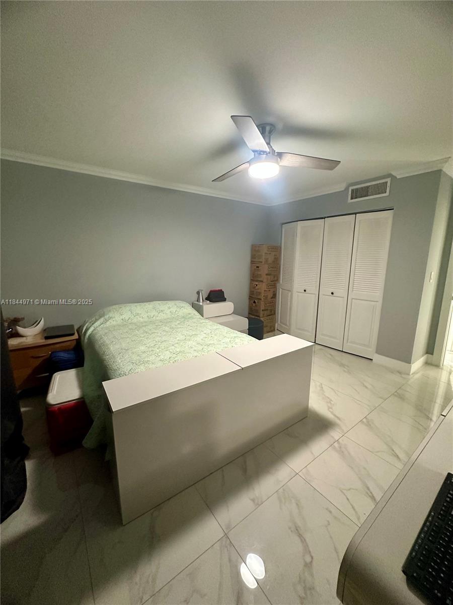 VISTA GARDENS I CONDO - Residential