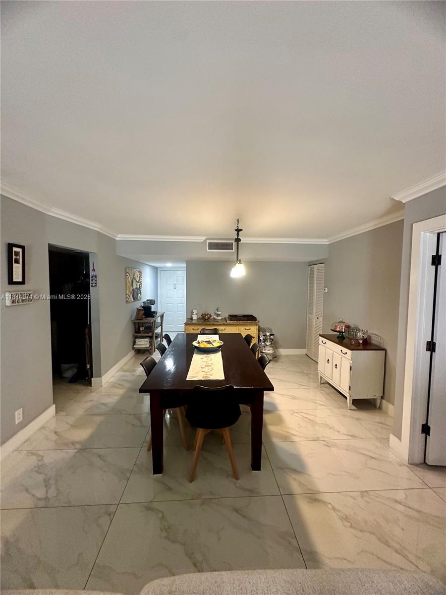 VISTA GARDENS I CONDO - Residential