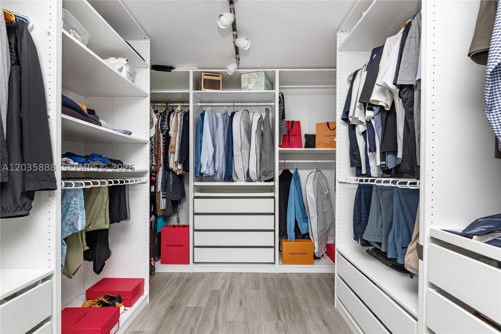 SECTOR 7-PARCEL N-1 - Residential