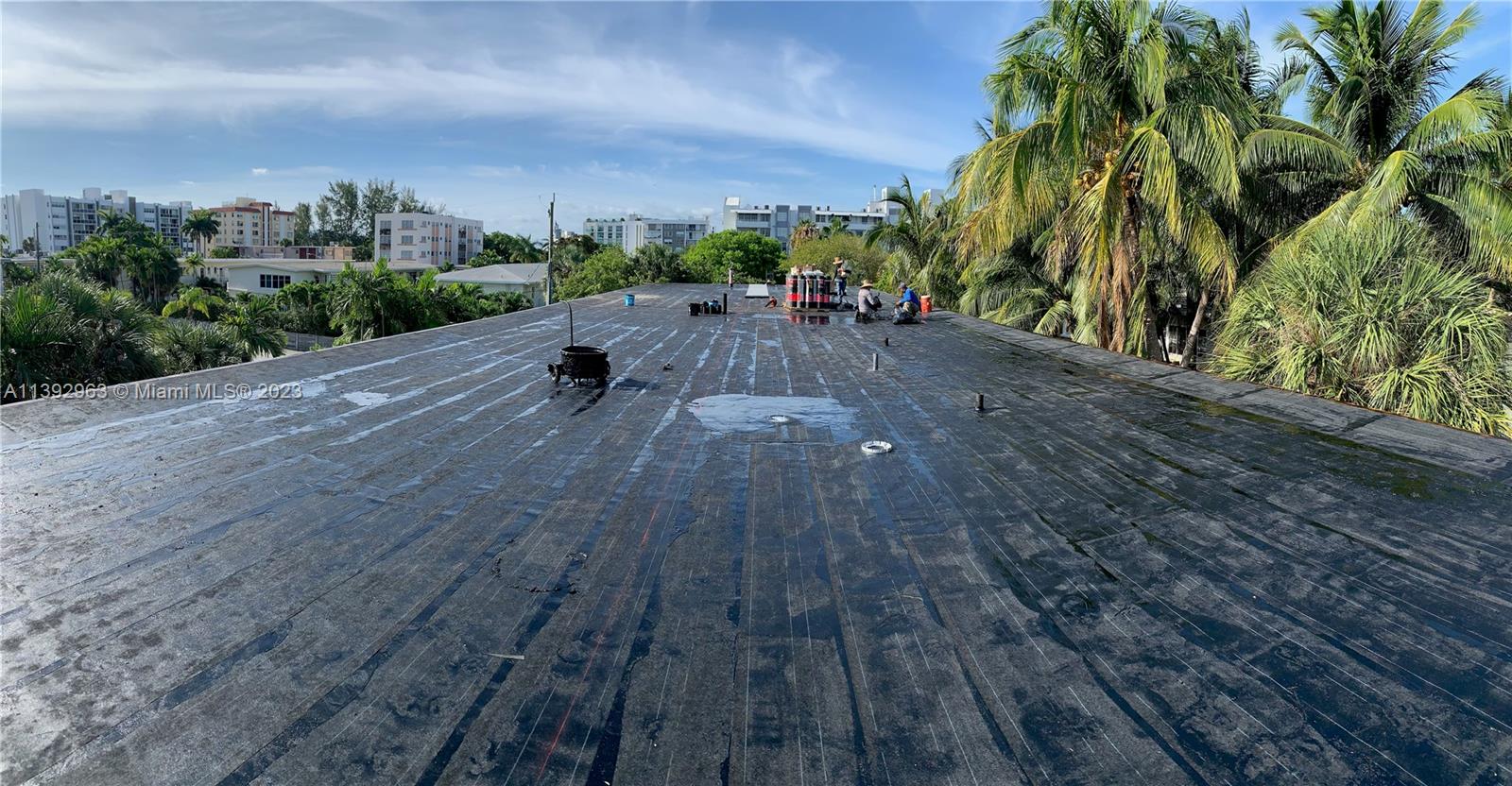 BAY HARBOR ISLAND - Residential Income