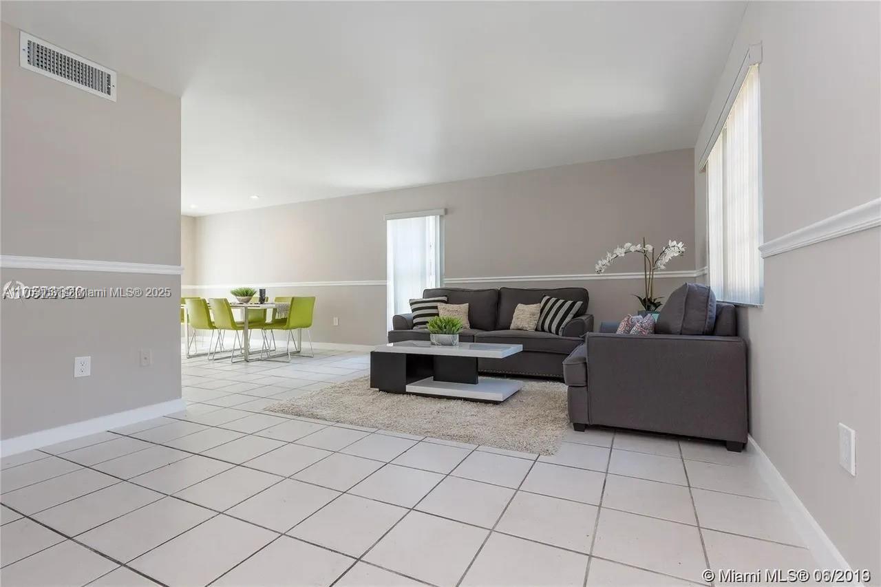WEST FLAGLER HERITAGE CON - Residential Lease