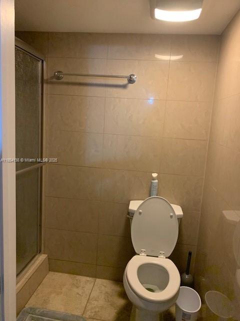 WHITEHALL CONDO AT CAMINO - Residential Lease