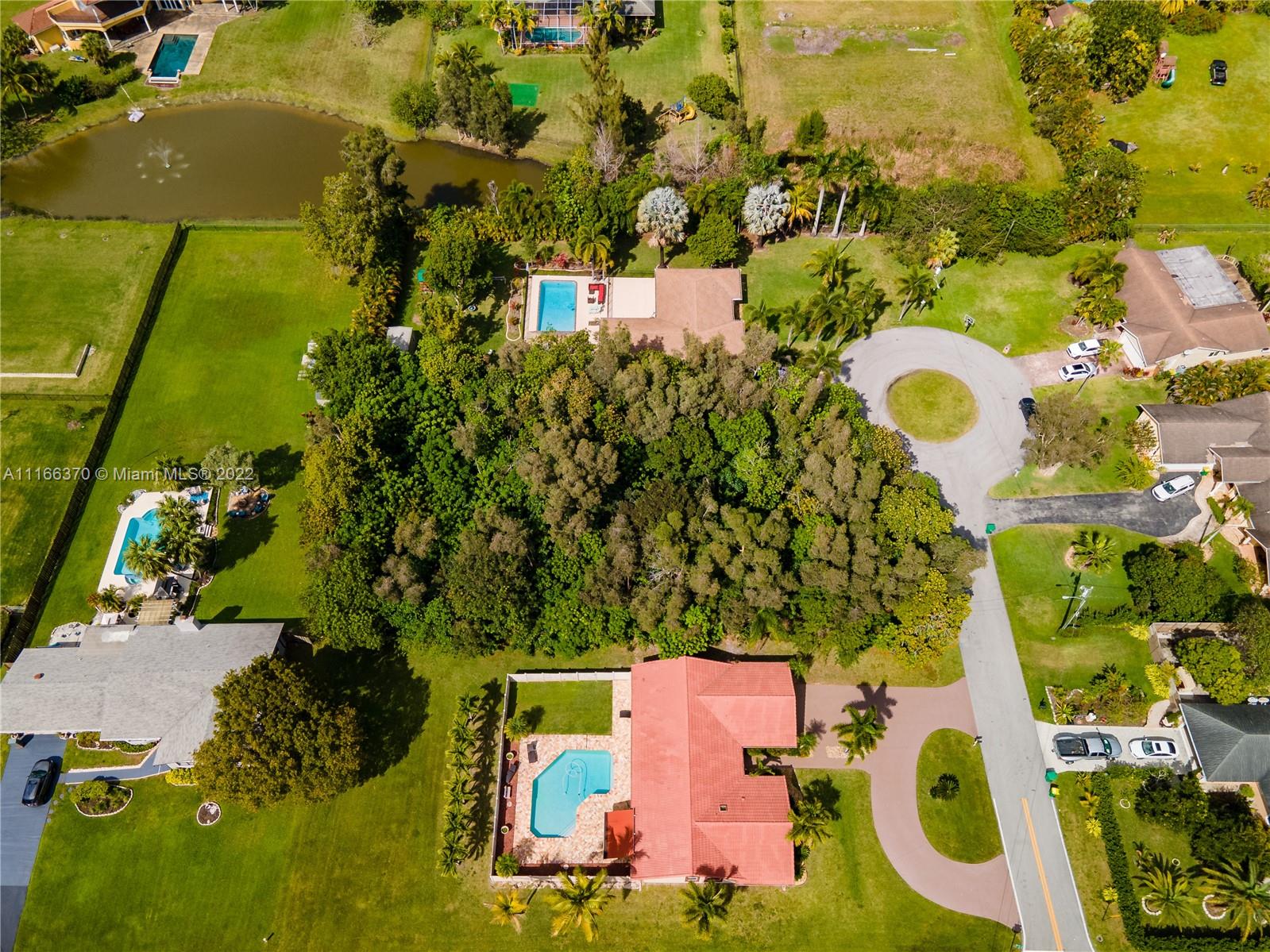 APPALOOSA ACRES - Land