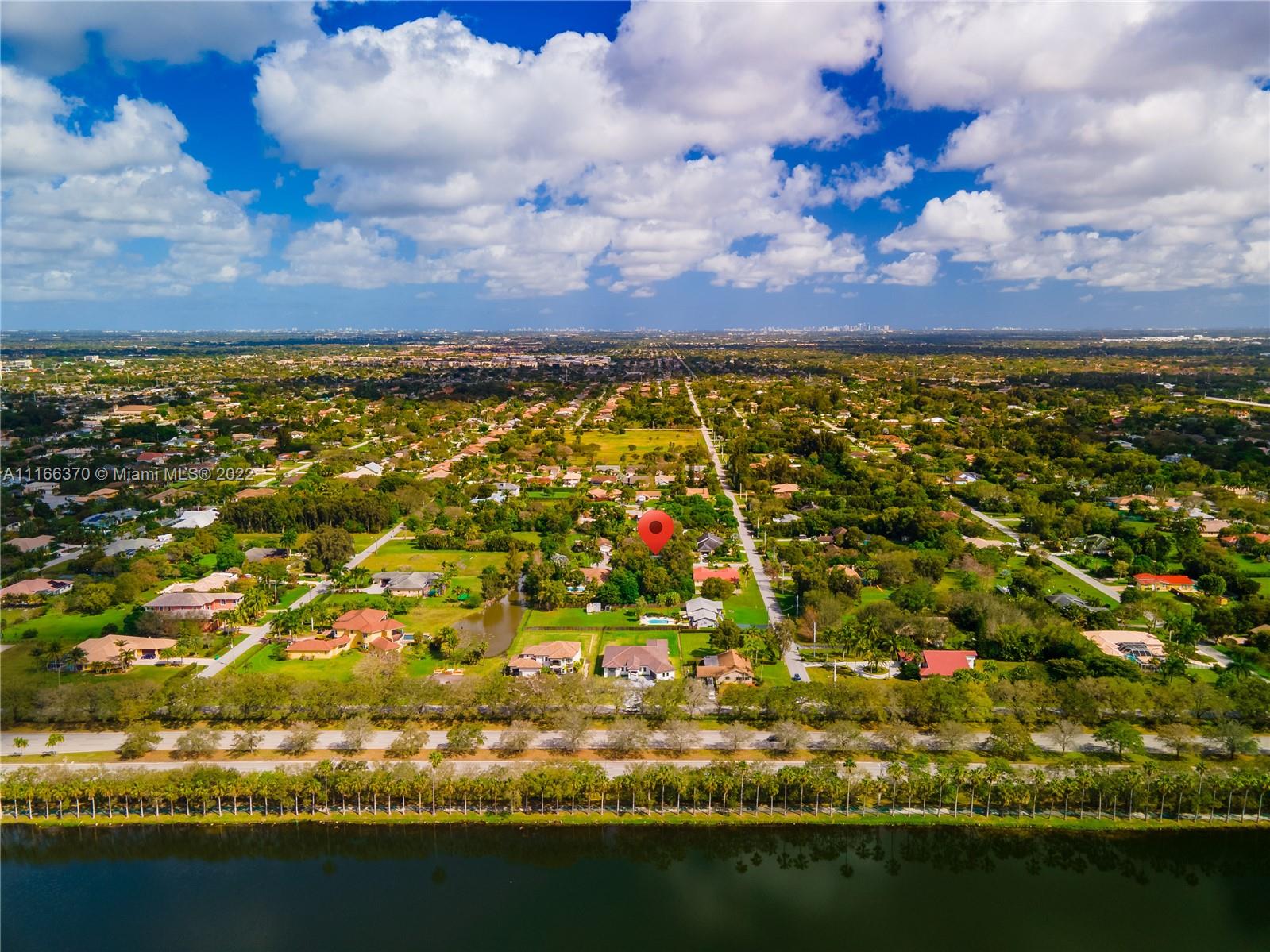 APPALOOSA ACRES - Land