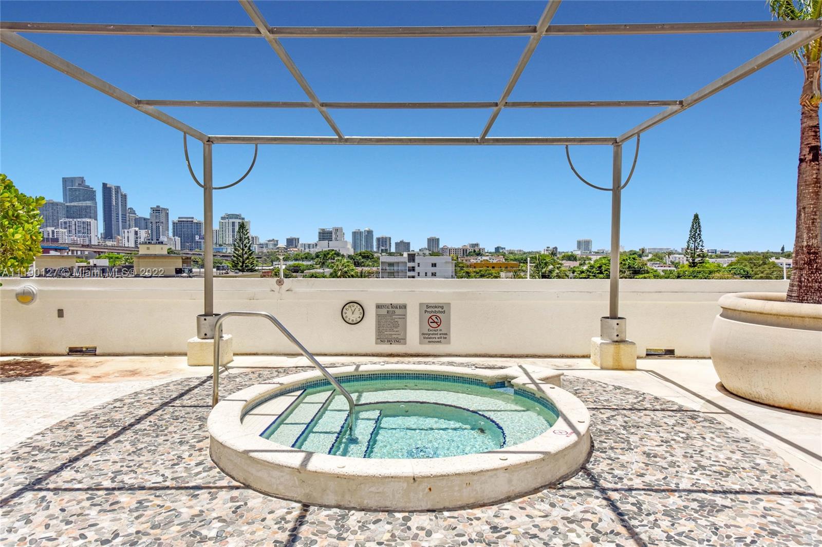 NEO CONDO - Residential Lease