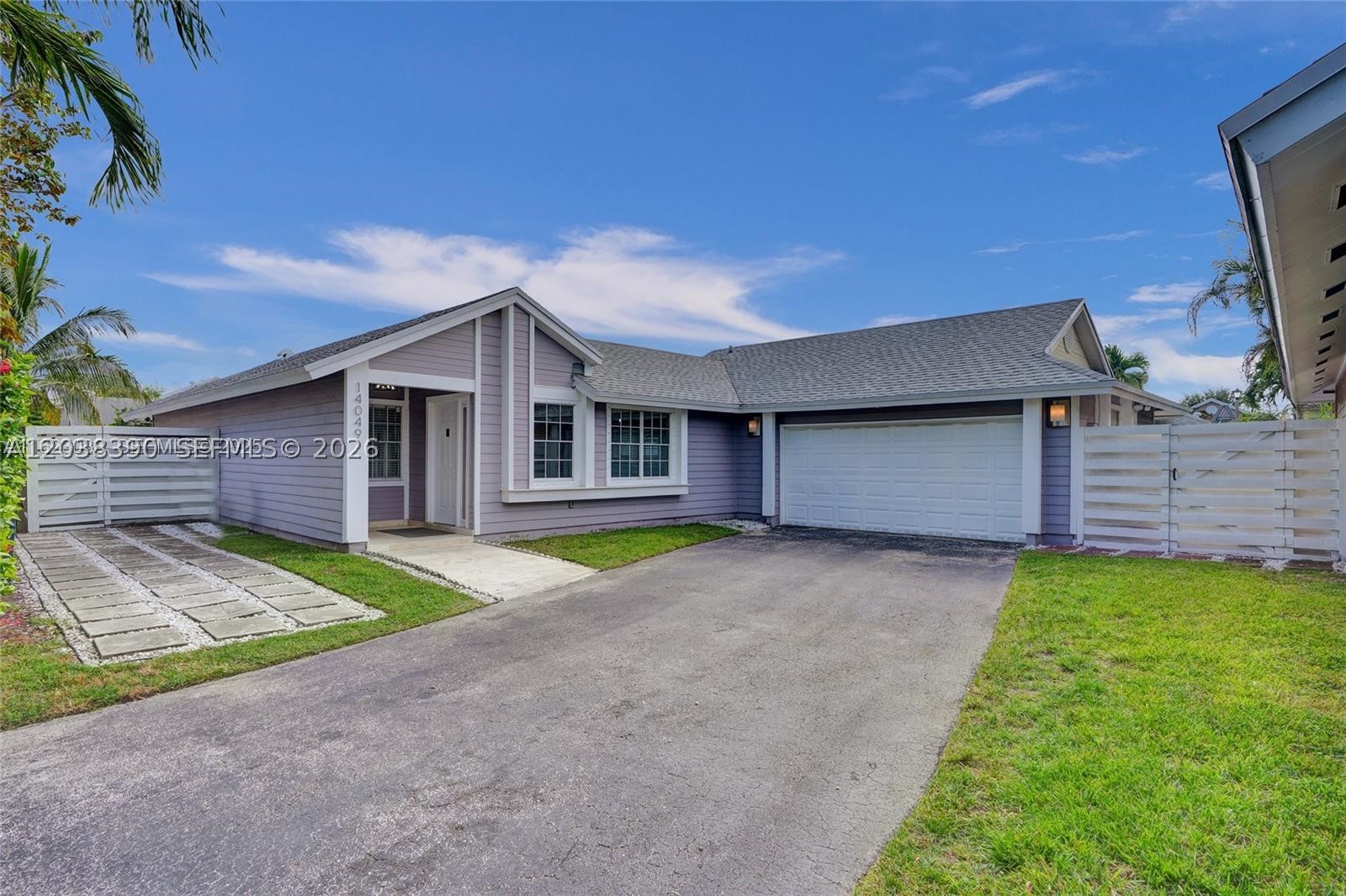 ROYAL GLEN - Residential Lease
