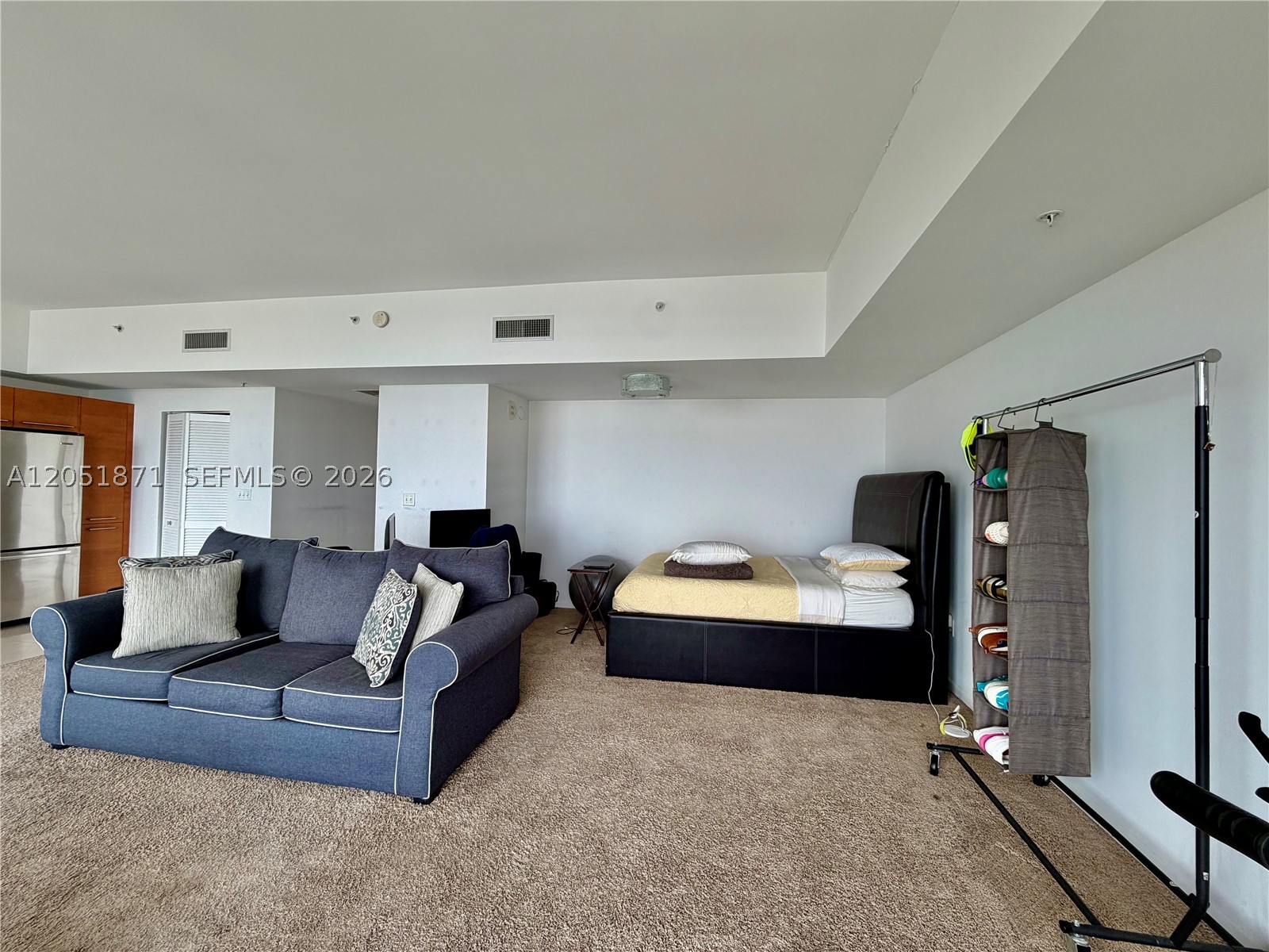 VIZCAYNE SOUTH CONDO - Residential
